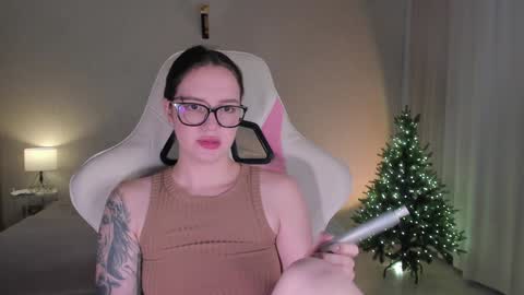 Snapshot of sonia_moon_ chatting on December 2024 04:39:01 AM sonia_moon_ online show from December 2024 04:39:01 AM