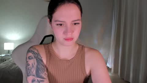 Snapshot of sonia_moon_ chatting on January 2025 01:26:01 AM sonia_moon_ online show from January 2025 01:26:01 AM