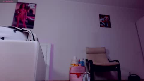 Sonja Ray online show from October 2025 07:41:02 AM