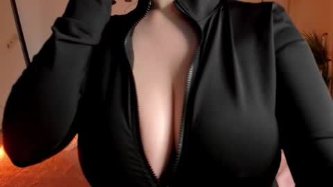 SONIA online show from November 2025 02:18:01 PM