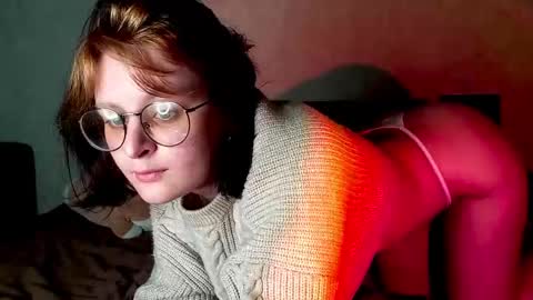 Sonya  online show from September 2025 04:06:01 PM