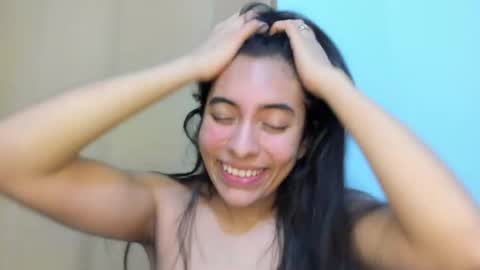 sophia_118 online show from May 2026 05:52:02 PM