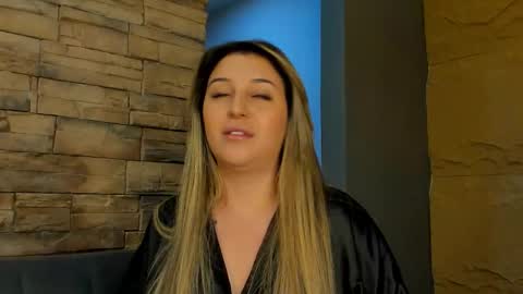 Snapshot of sophia_dior1 chatting on October 2025 11:41:02 AM Sophia online show from October 2025 11:41:02 AM