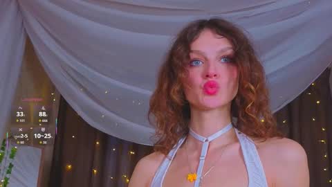Sophia online show from October 2025 01:28:01 AM