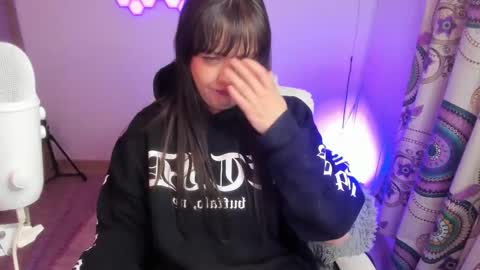 sophia_grants online show from October 2025 04:09:02 AM