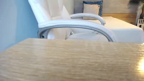 Snapshot of sophia_hadid chatting on December 2024 12:46:02 PM Sophia online show from December 2024 12:46:02 PM