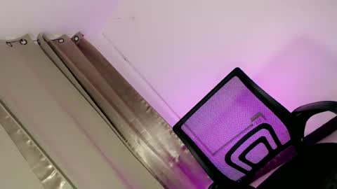 sophia_walker18 online show from June 2026 04:12:02 PM