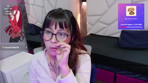 Sophi  online show from September 2025 02:30:01 PM