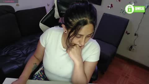sophiaa_vega_ online show from October 2025 11:20:02 PM