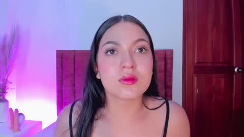 sophiacolliins online show from September 2025 11:36:01 AM