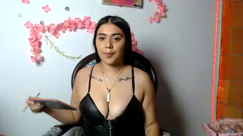 sophia online show from October 2025 10:34:02 PM