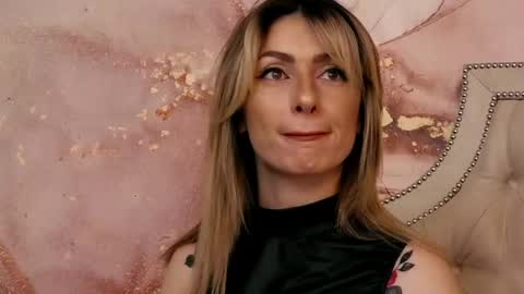 Snapshot of sophialace chatting on May 2026 03:01:01 AM Sophia Lace online show from May 2026 03:01:01 AM