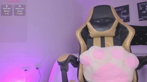 Sophia  online show from March 2026 03:30:01 PM