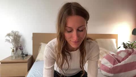 sophie_amalia online show from September 2025 12:21:02 PM