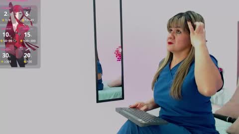 Sophie online show from September 2025 08:46:01 PM