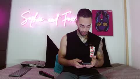 SOPHIE - FOXX online show from June 2026 12:15:02 PM