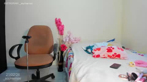 Sophie online show from February 2026 12:28:01 PM