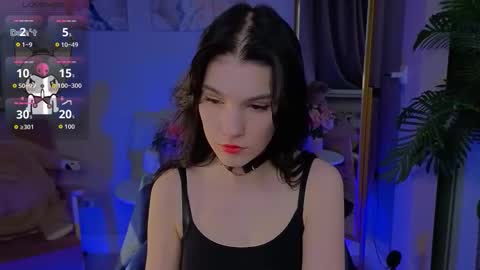 sophie_nomenal_ online show from October 2025 06:14:02 AM