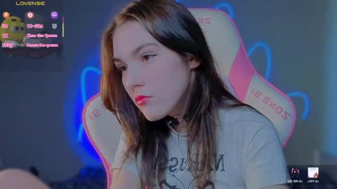 sophie_nomenal_ online show from June 2026 04:19:01 AM