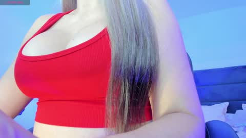 Snapshot of sophiebarnett_ chatting on February 2025 12:15:01 AM Sophie online show from February 2025 12:15:01 AM