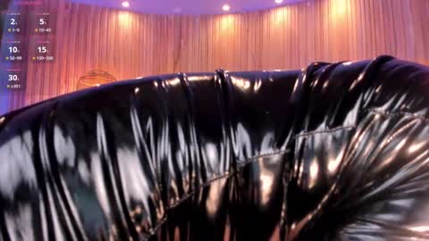 Snapshot of sophiebarnett_ chatting on March 2025 05:01:01 AM Sophie online show from March 2025 05:01:01 AM