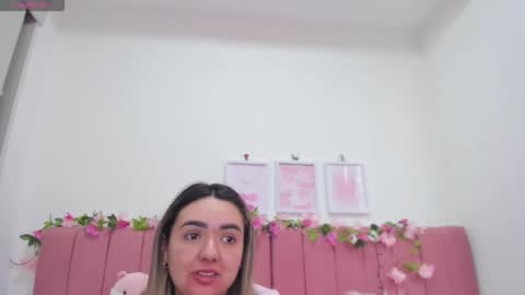 Snapshot of sophiee_rosee chatting on March 2026 09:54:01 PM sophiee rosee online show from March 2026 09:54:01 PM
