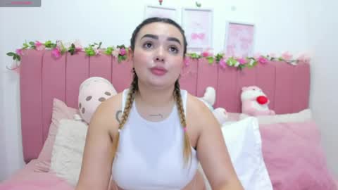 Snapshot of sophiee_rosee chatting on April 2026 01:42:02 AM sophiee rosee online show from April 2026 01:42:02 AM