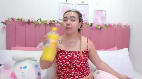 Snapshot of sophiee_rosee chatting on May 2026 09:53:02 PM sophiee rosee online show from May 2026 09:53:02 PM