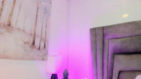 Sophie  online show from September 2025 11:22:02 AM