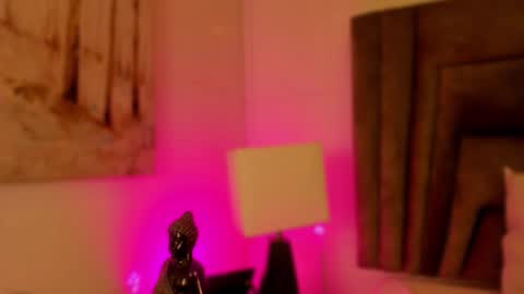 Sophie  online show from January 2026 10:52:02 AM