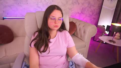 sophieedreams online show from October 2025 02:40:01 PM