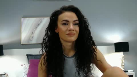 Sophie online show from March 2025 06:26:02 PM