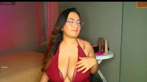 sophiejuicy_ online show from September 2025 12:58:02 AM