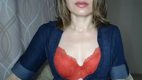 Sophiemisss online show from May 2026 05:14:02 AM