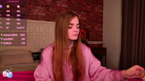 Sophie and my bestie Mandy    online show from December 2024 04:52:01 PM