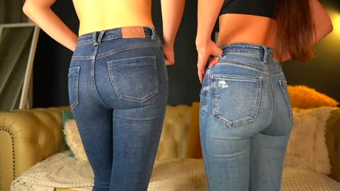 Sophydiva online show from November 2025 04:24:02 AM