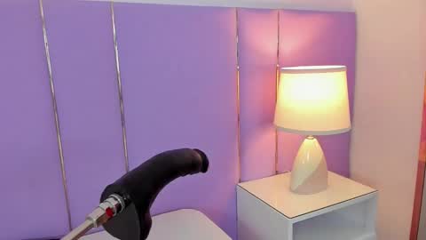 Sophy online show from December 2025 11:59:01 AM