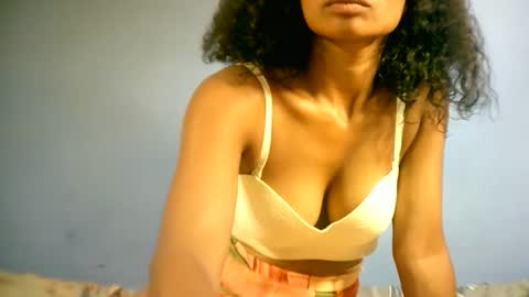 sourayaa online show from February 2026 12:02:02 PM