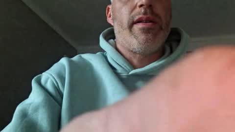 Snapshot of southboy2410 chatting on October 2025 04:05:02 PM southboy2410 online show from October 2025 04:05:02 PM