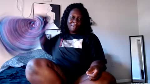 Snapshot of southerngothgoddess chatting on November 2025 01:54:02 PM SG online show from November 2025 01:54:02 PM