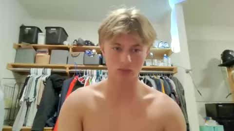 Snapshot of southpaw707 chatting on November 2025 06:13:01 AM southpaw707 online show from November 2025 06:13:01 AM