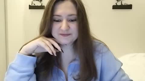 Snapshot of sovagloomy chatting on November 2025 05:46:01 PM sovagloomy online show from November 2025 05:46:01 PM