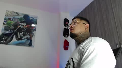 Snapshot of soy_apolo chatting on September 2025 08:42:02 PM soy_apolo online show from September 2025 08:42:02 PM