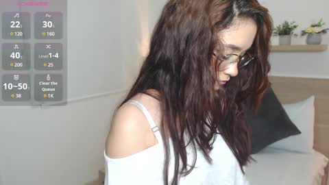 M A R I A N A online show from February 2025 02:28:01 AM