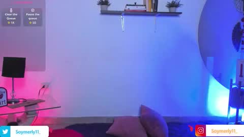 Independent Model Merly online show from November 2025 12:43:02 AM