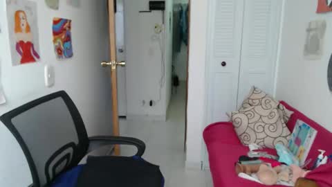 Nana Bela  online show from November 2025 03:57:02 PM