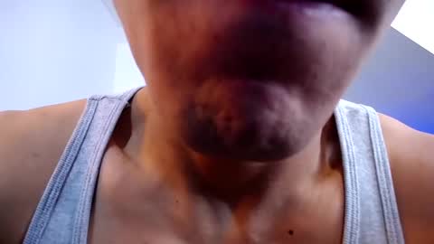 Snapshot of soyraydimarco_ chatting on December 2024 03:37:02 PM RayDimarco  independent model online show from December 2024 03:37:02 PM