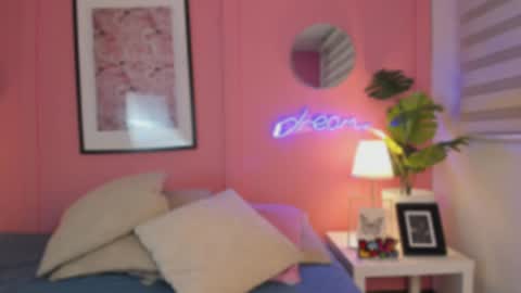 Snapshot of soysaraa_ chatting on May 2026 04:54:01 AM Aleja online show from May 2026 04:54:01 AM