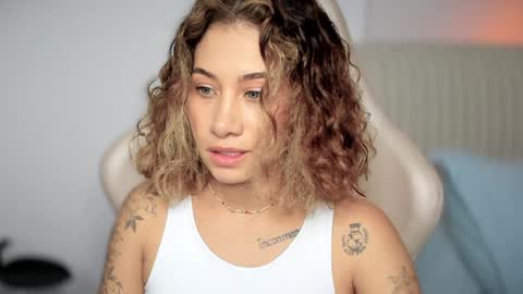 Snapshot of soytulu_ chatting on December 2024 03:19:02 PM brisa  s online show from December 2024 03:19:02 PM