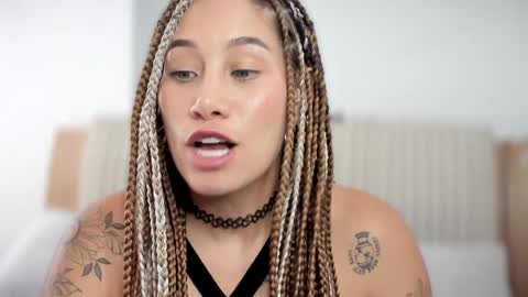 Snapshot of soytulu_ chatting on January 2025 06:10:01 PM brisa  s online show from January 2025 06:10:01 PM